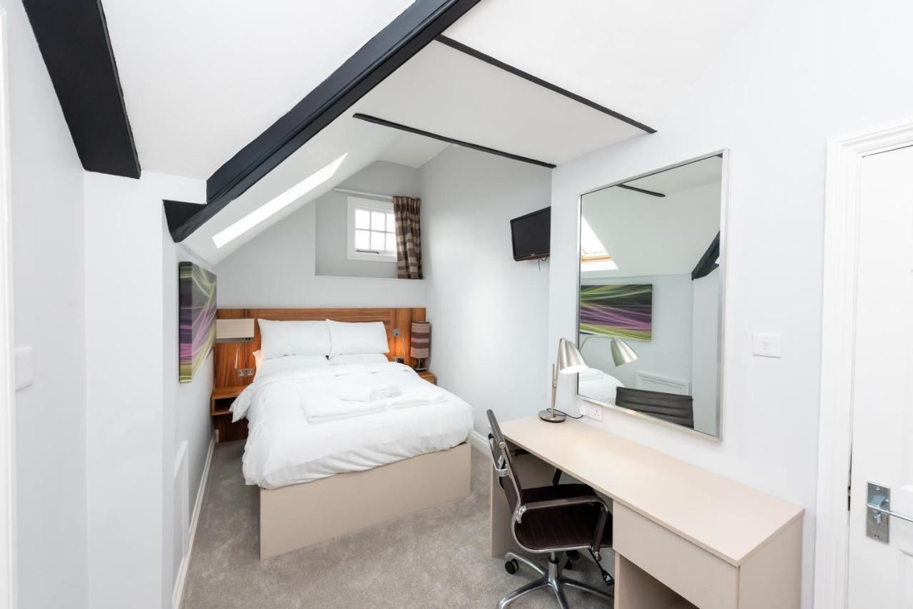 Uno Hotel Heathrow Windsor Slough Kültér fotó