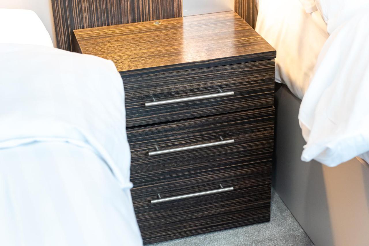 Uno Hotel Heathrow Windsor Slough Kültér fotó