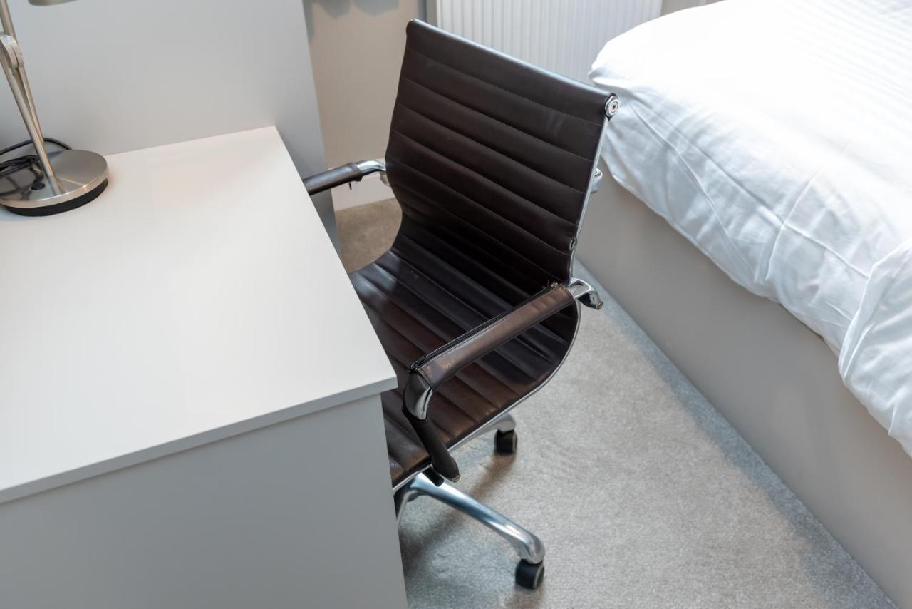 Uno Hotel Heathrow Windsor Slough Kültér fotó