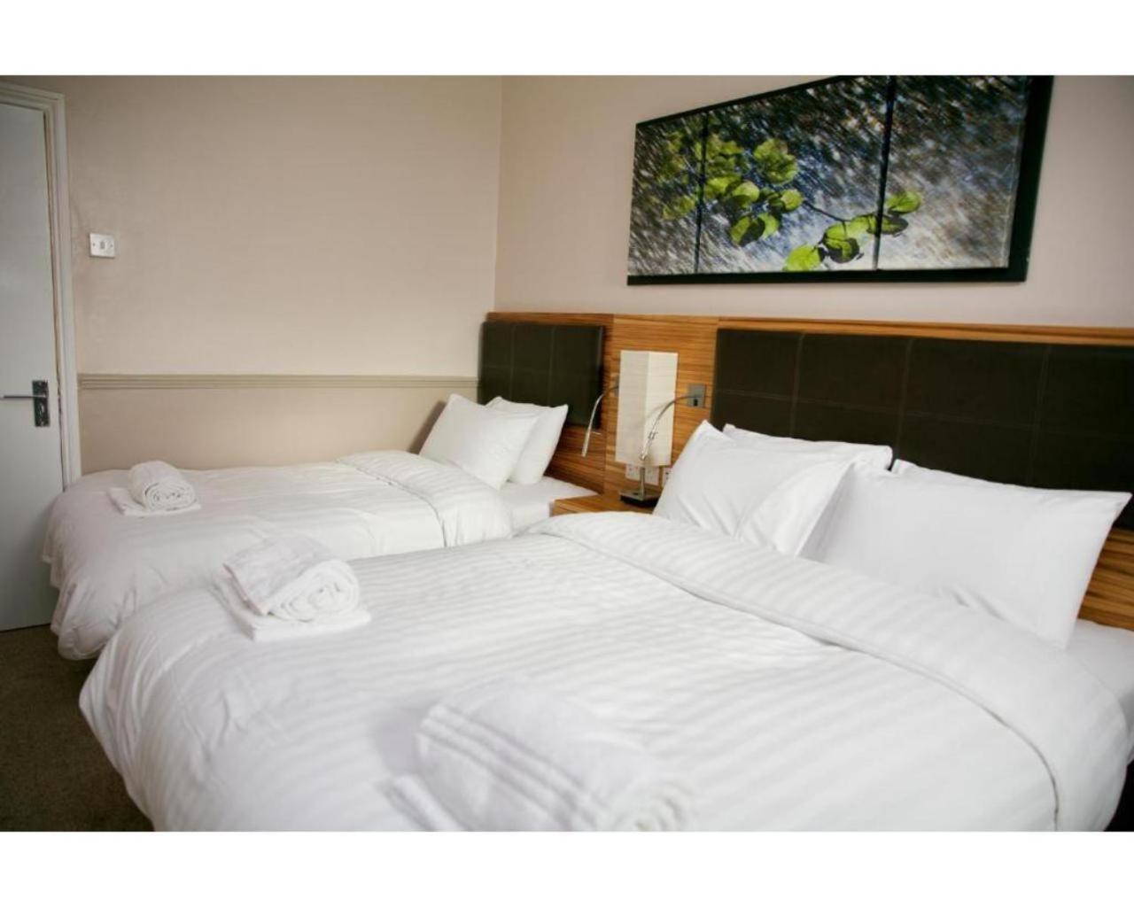 Uno Hotel Heathrow Windsor Slough Szoba fotó